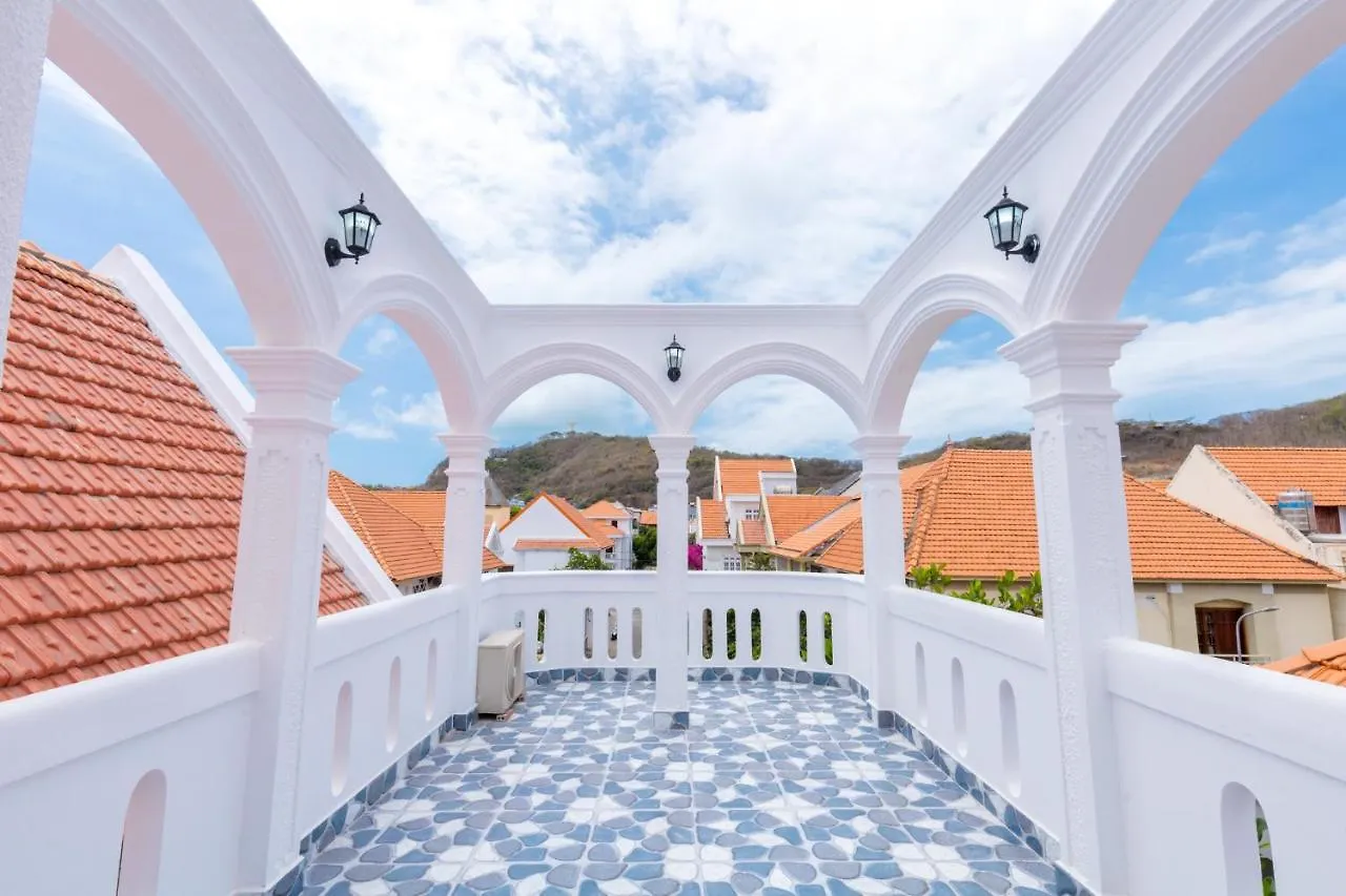 White Castle Villa Vung Tau